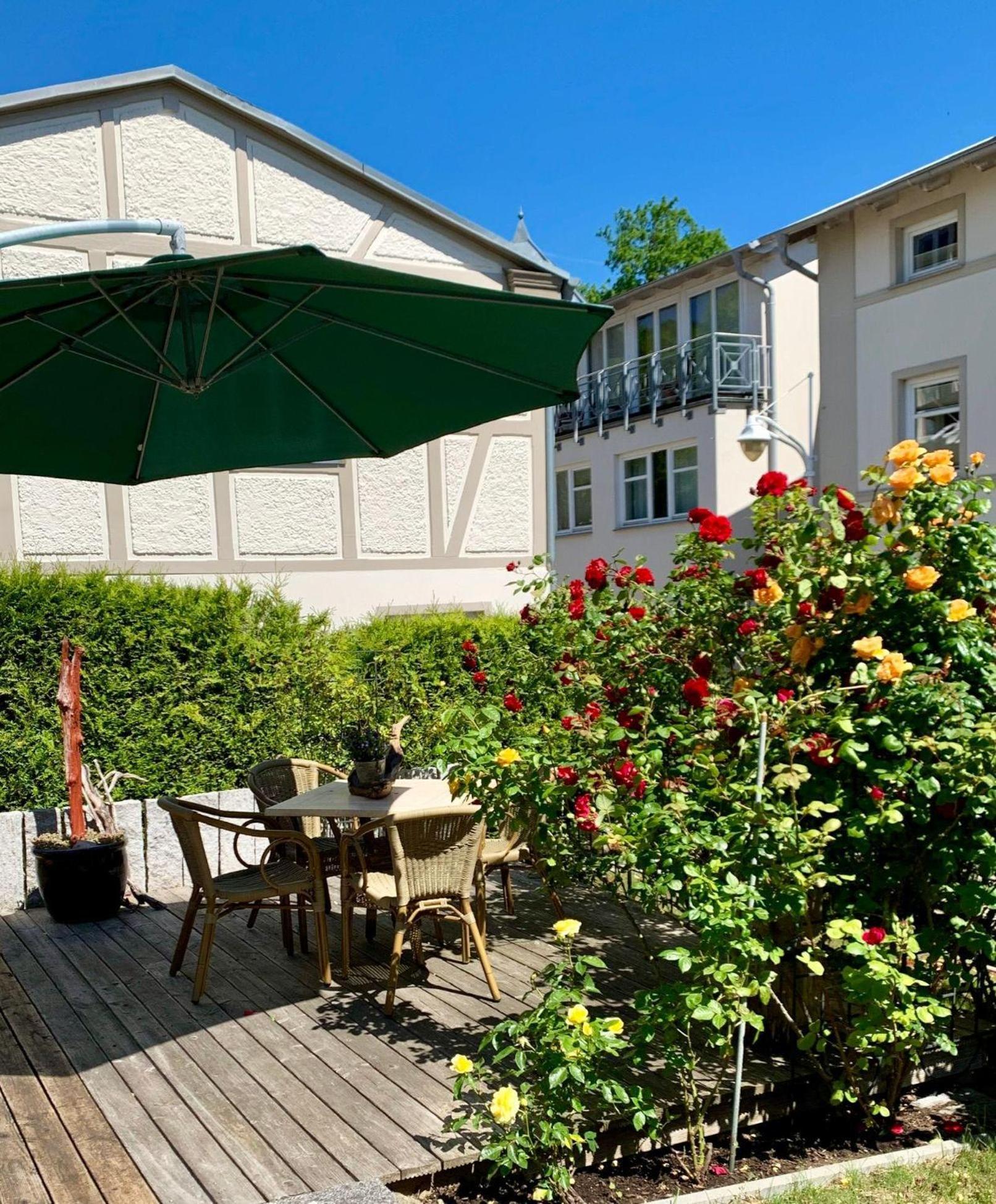 Villa-Rosengarten-Ferienwohnung-Baumhaus-Mit-Seeblick Sassnitz Luaran gambar